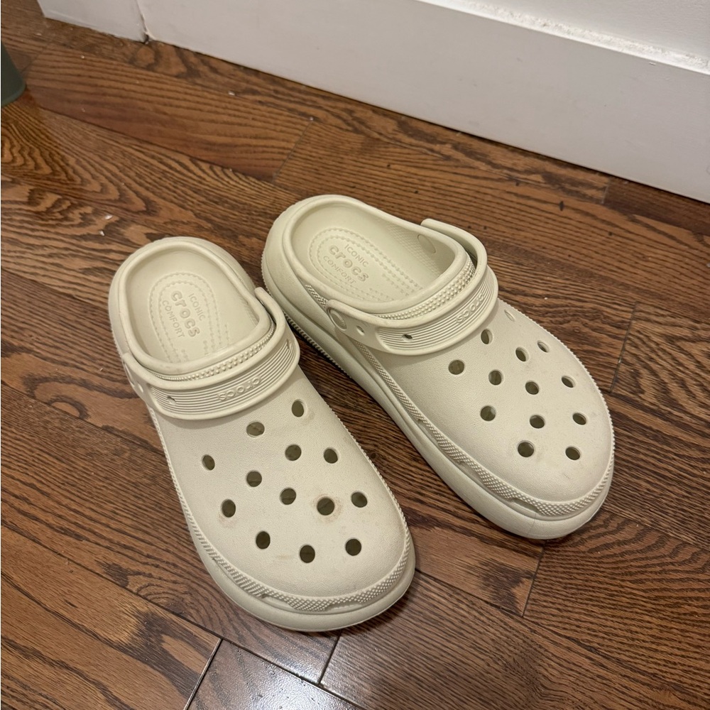Platforms Crocs - Size 9 Women’s